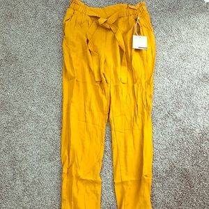 Active USA Paper Bag Waist Pants, size Large